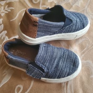 Toddler TOMS shoes